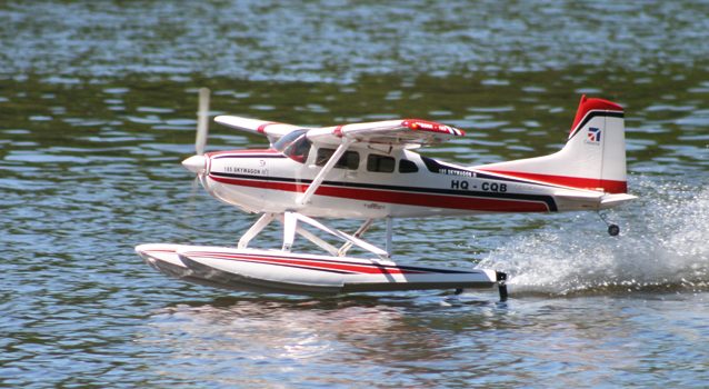 Wasserflug-Spaß am Biersdorfer See