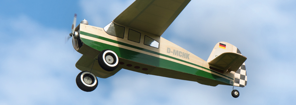 Chekker: Handlicher Zweiachs-Hochdecker in Holzbauweise