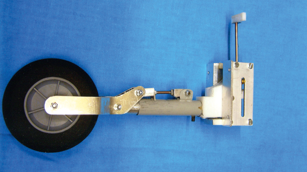 Mechanisches Einziehfahrwerk selbst gebaut