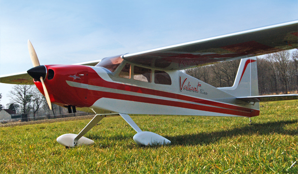 Großmodell-Trainer Valiant 30cc von Horizon Hobby